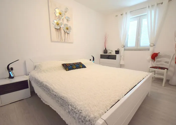 Acija By Interhome Apartamento Malinska